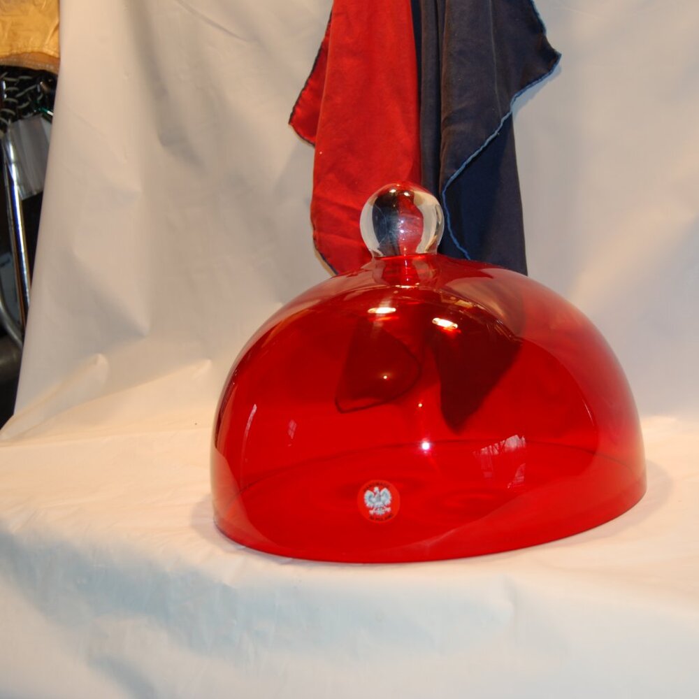 #2799 RED DOME PLATE CLOCHE DINNER PLATE